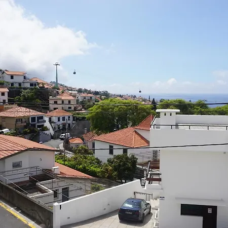 Hébergement de vacances !your In Madeira Funchal (Madeira)